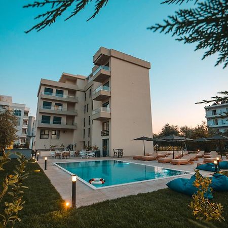 The Blue Wave Hotel Χειμάρρα Εξωτερικό φωτογραφία
