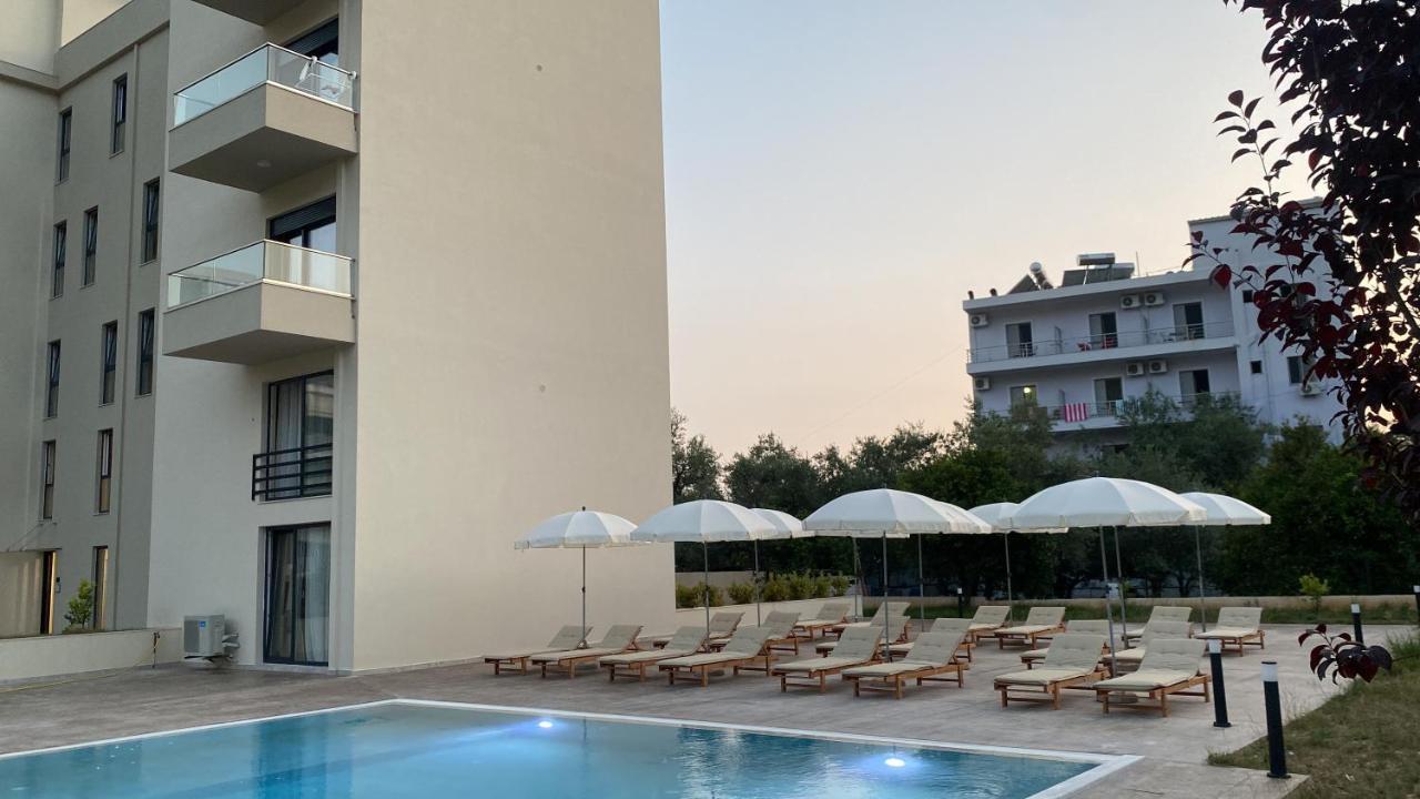 The Blue Wave Hotel Χειμάρρα Εξωτερικό φωτογραφία