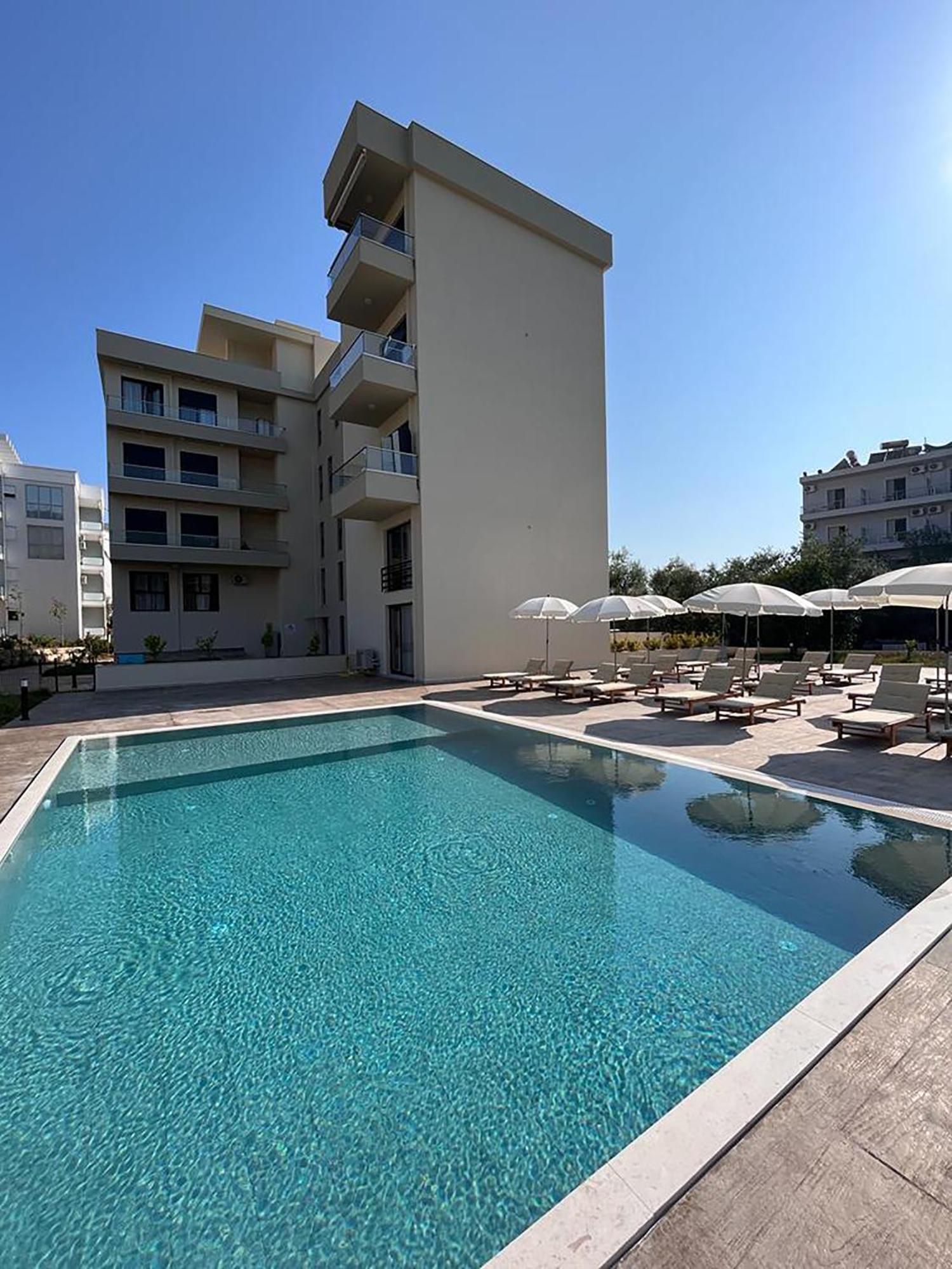 The Blue Wave Hotel Χειμάρρα Εξωτερικό φωτογραφία