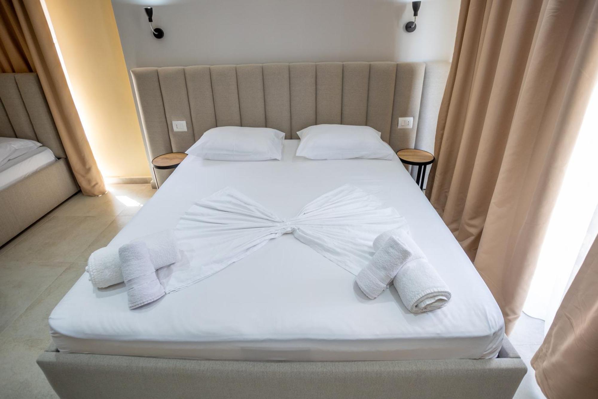 The Blue Wave Hotel Χειμάρρα Εξωτερικό φωτογραφία