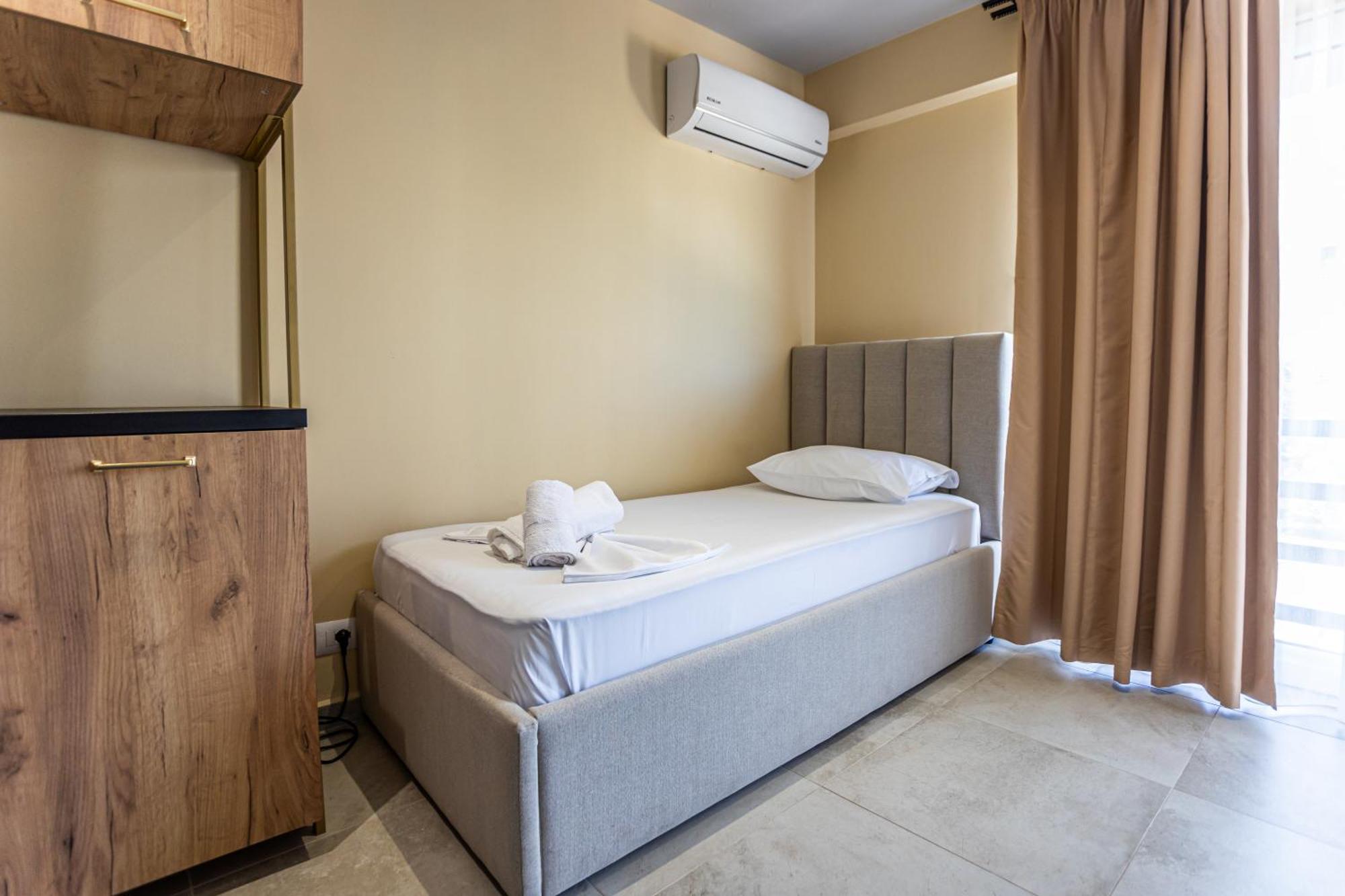 The Blue Wave Hotel Χειμάρρα Εξωτερικό φωτογραφία