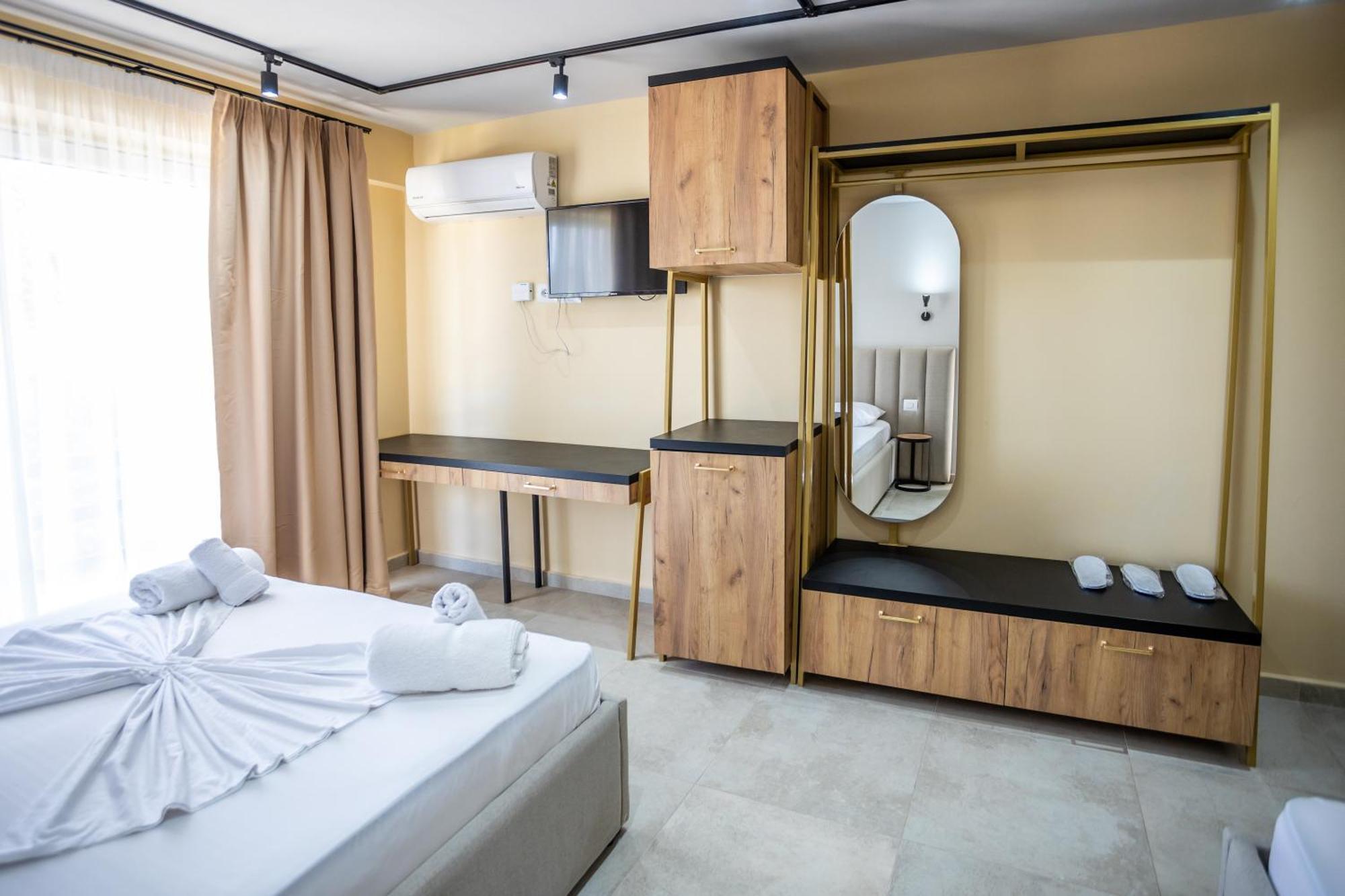 The Blue Wave Hotel Χειμάρρα Εξωτερικό φωτογραφία