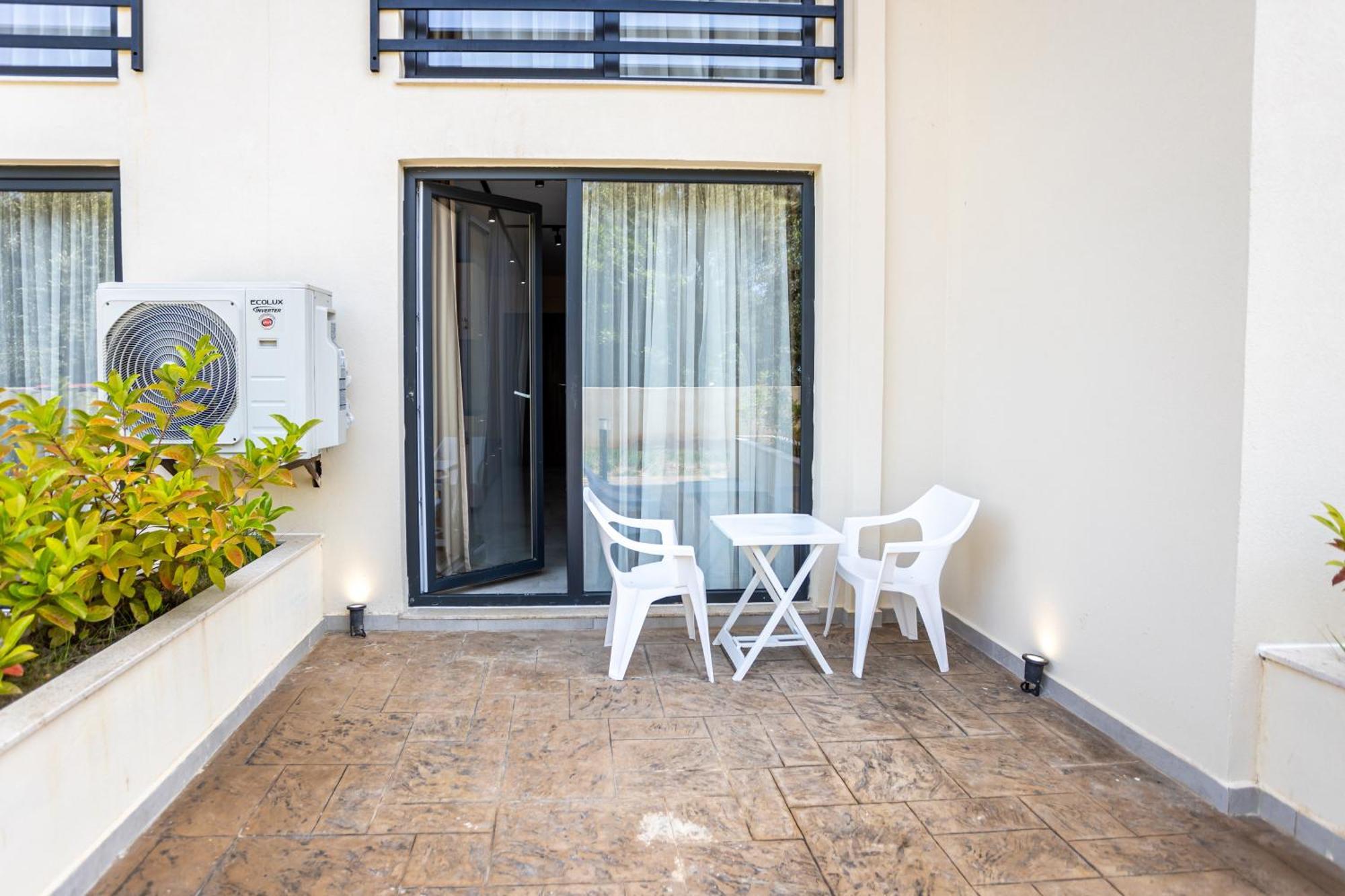 The Blue Wave Hotel Χειμάρρα Εξωτερικό φωτογραφία