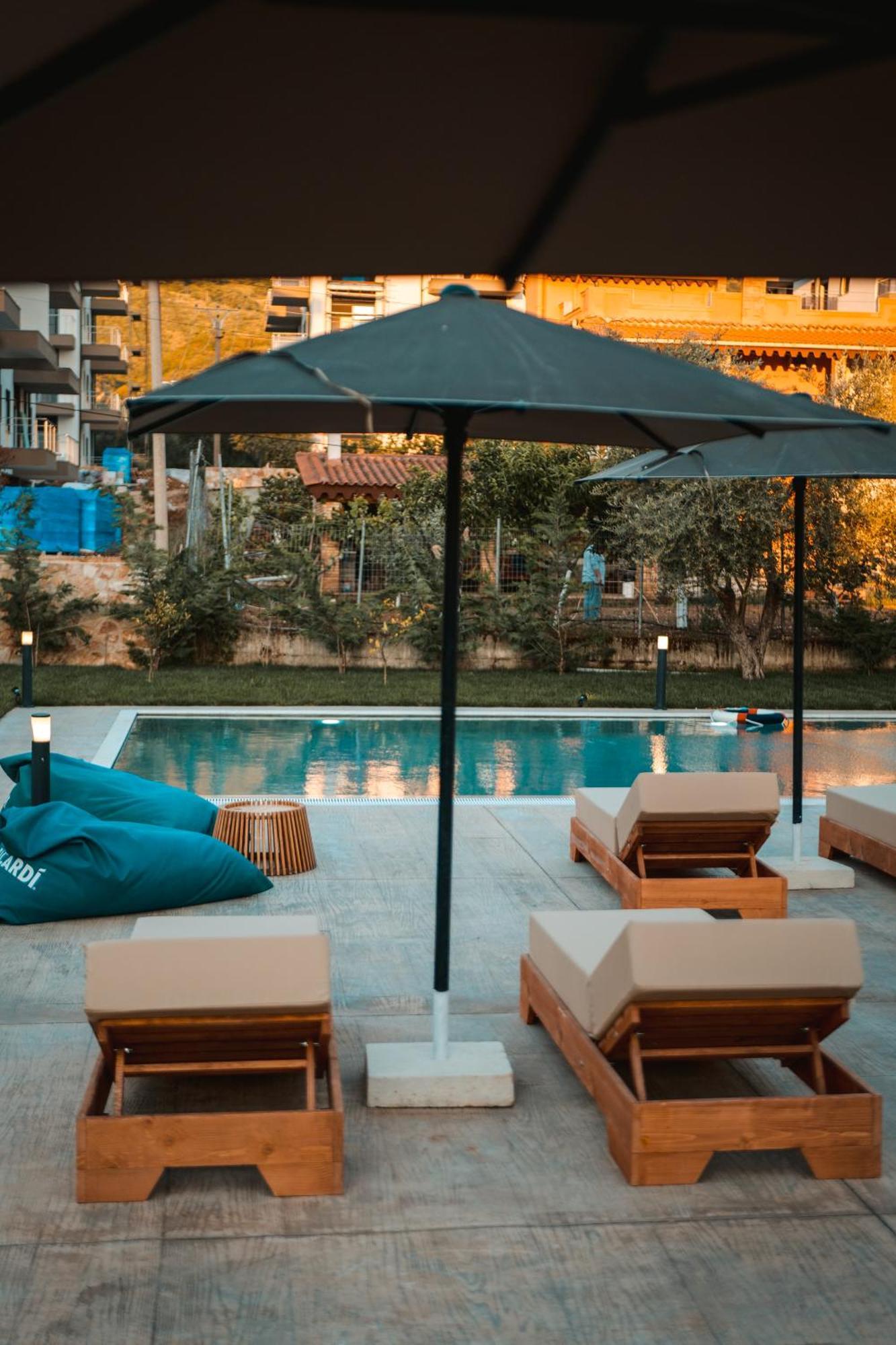 The Blue Wave Hotel Χειμάρρα Εξωτερικό φωτογραφία