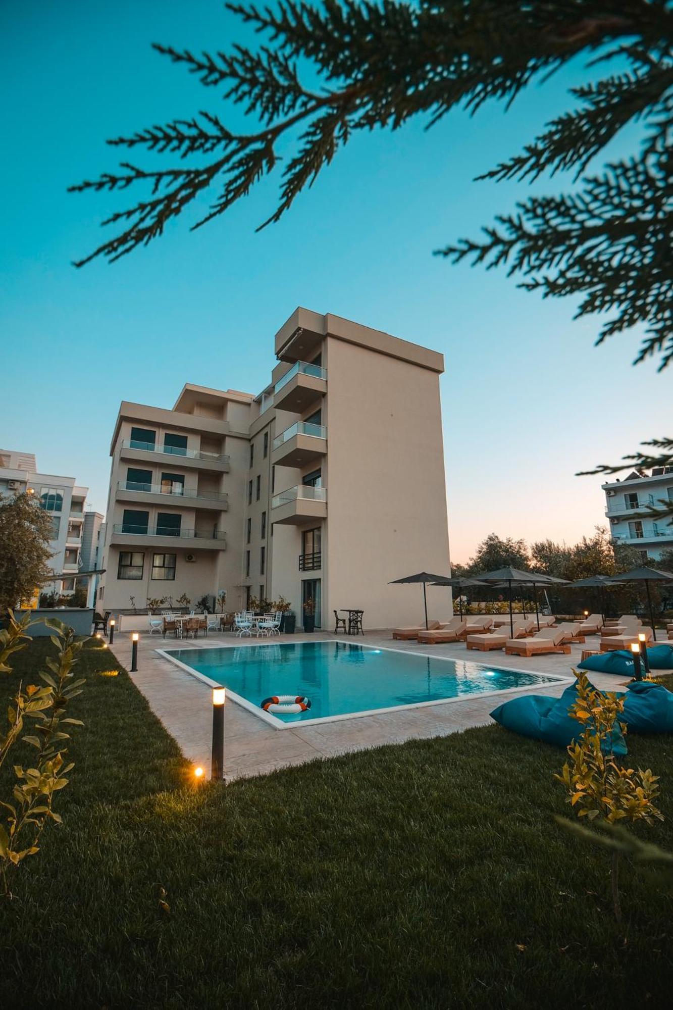 The Blue Wave Hotel Χειμάρρα Εξωτερικό φωτογραφία